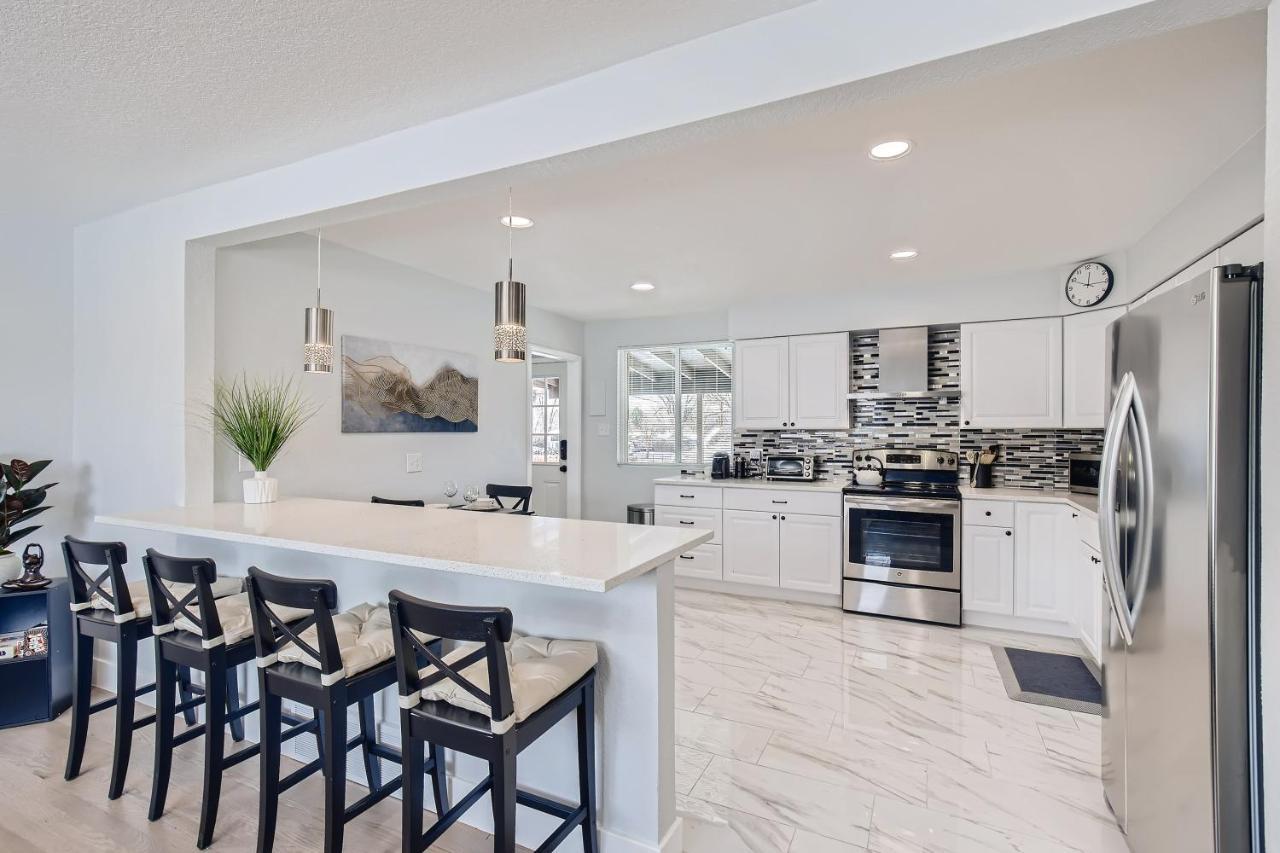 Peaceful Downtown Denver Retreat: 4BR Comfort Arvada Exterior photo